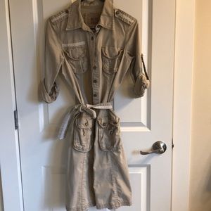 Twill Twenty Two Belted Dress. S.